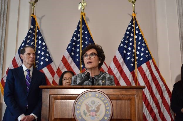 Rosen And Colleagues Hold Press Conference With Daca Scotus Plaintiffs Calling On Congress To Pass Legislation To Protect Nation S Dreamers Senator Jacky Rosen